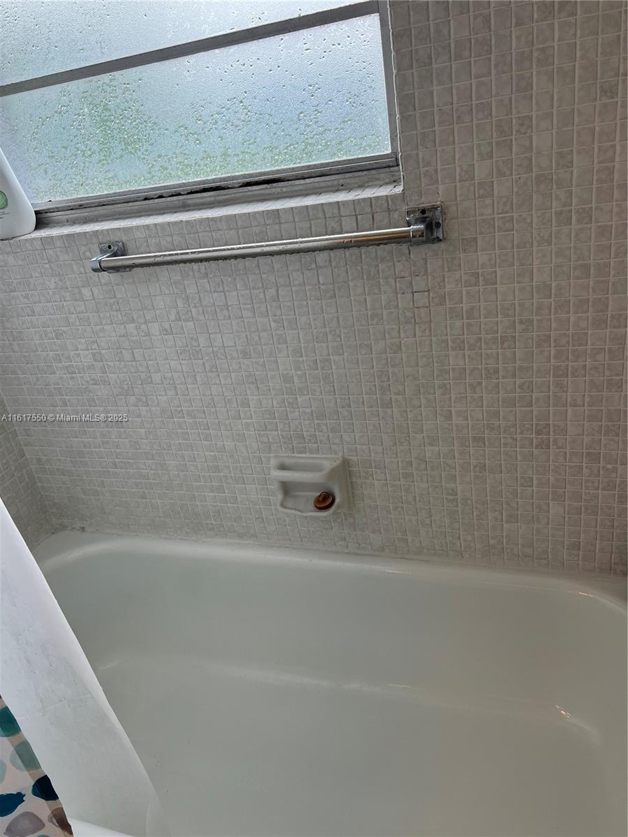 SUFFOLK AT CENTURY VILLAG - Residential