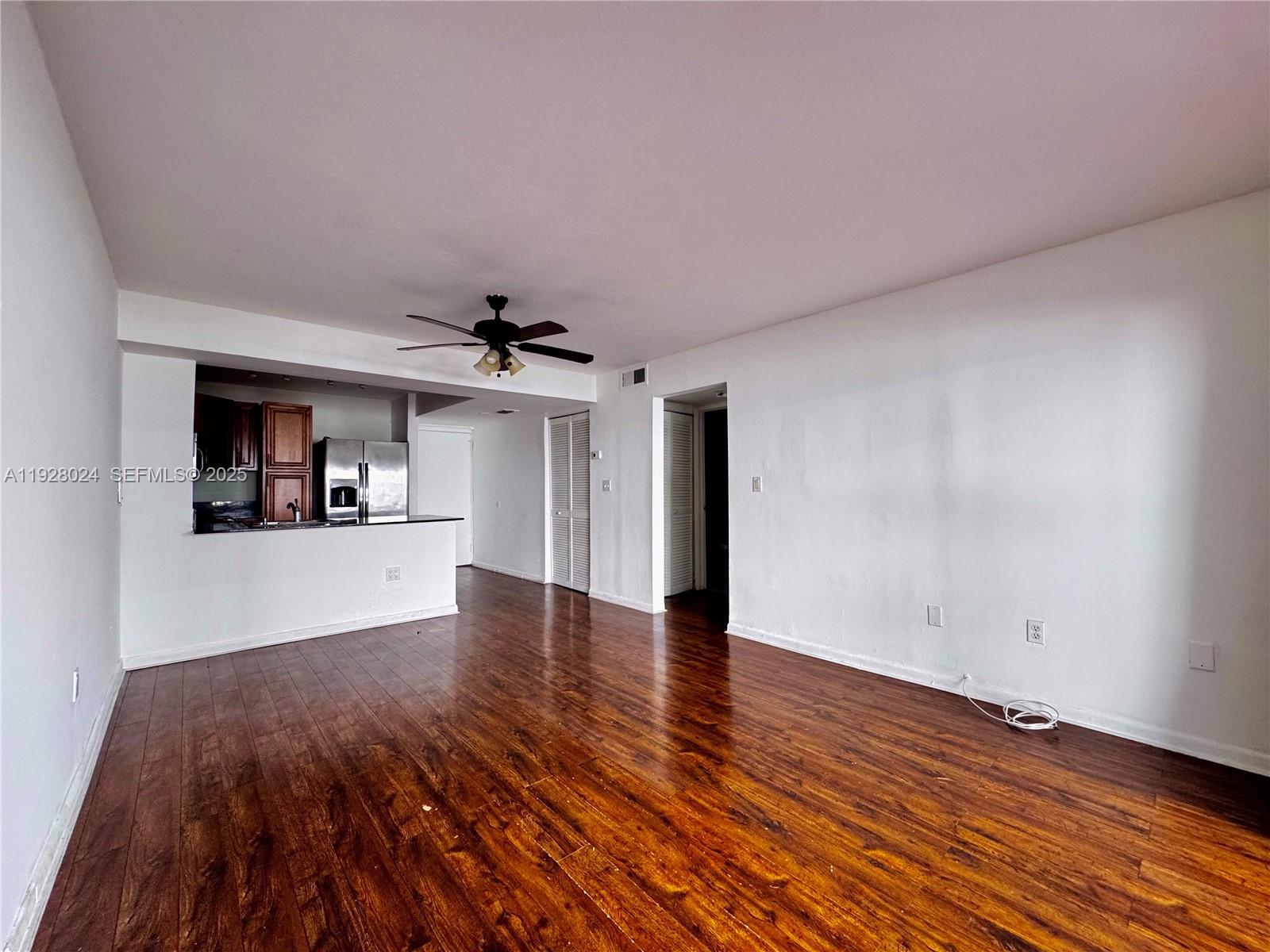 View photos, virtual tours, details... 833 West Ave 302