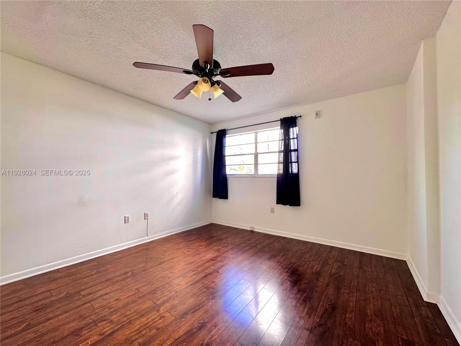 WEST OAKS CONDO - Residential