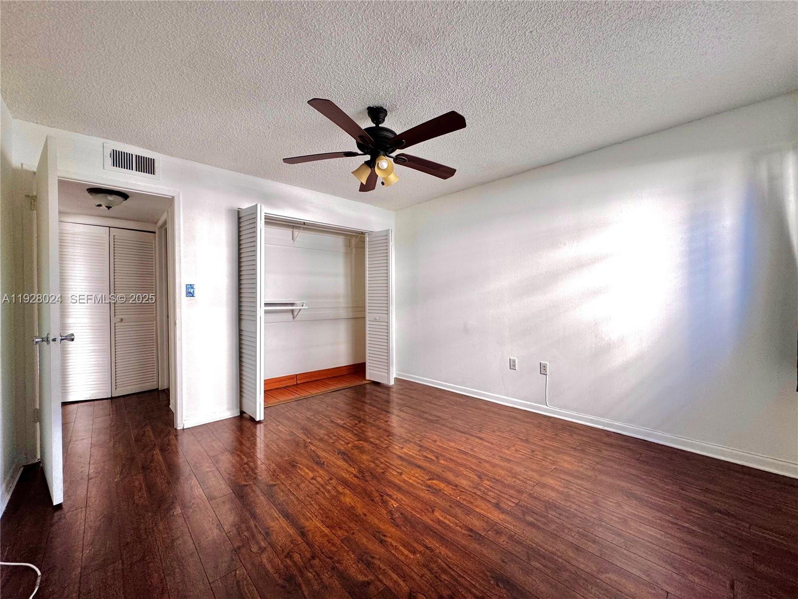 WEST OAKS CONDO - Residential