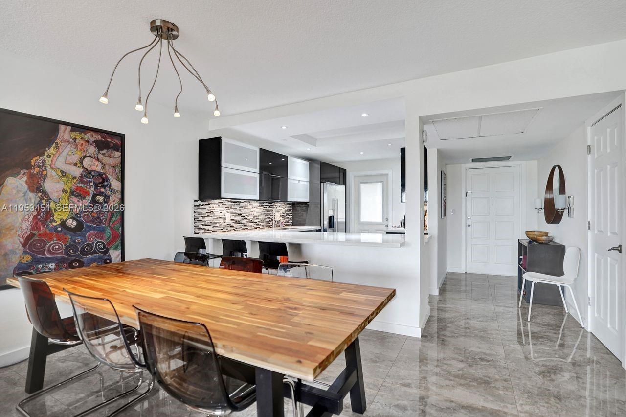 NO 22 PALM-AIRE COUNTRY C - Residential