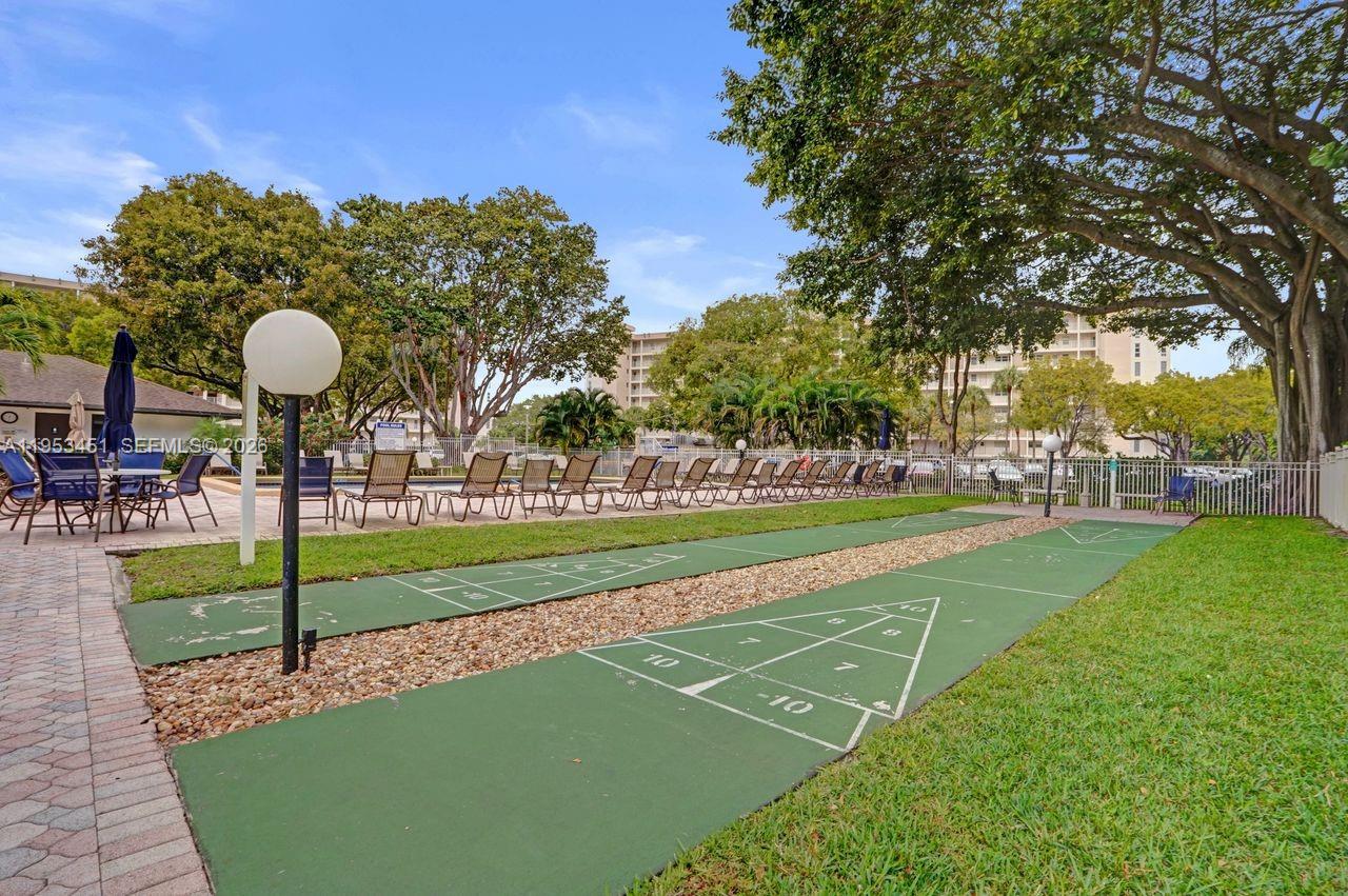 NO 22 PALM-AIRE COUNTRY C - Residential