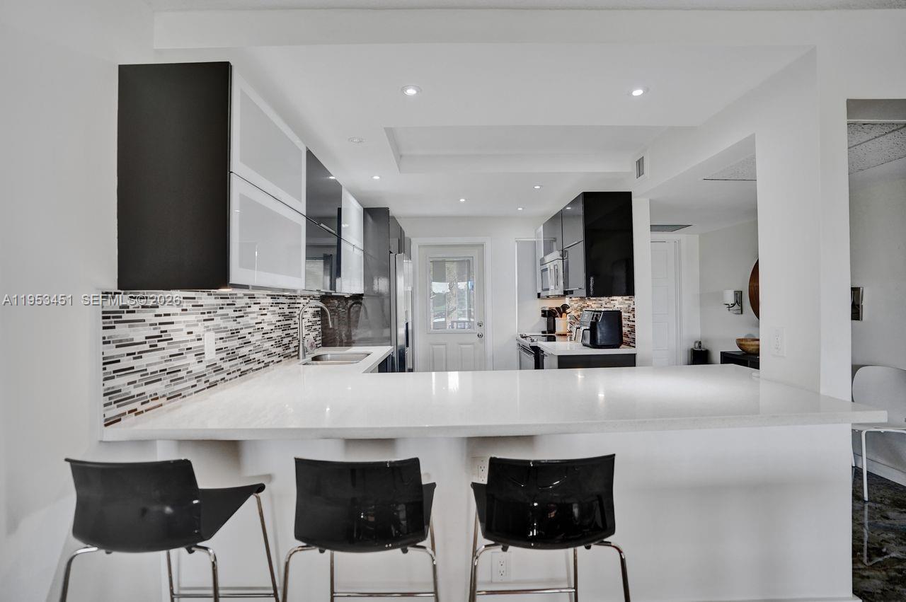 NO 22 PALM-AIRE COUNTRY C - Residential