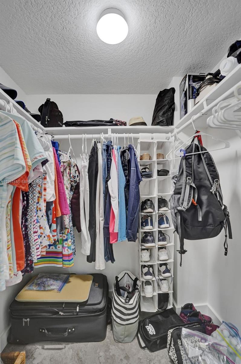 NO 22 PALM-AIRE COUNTRY C - Residential