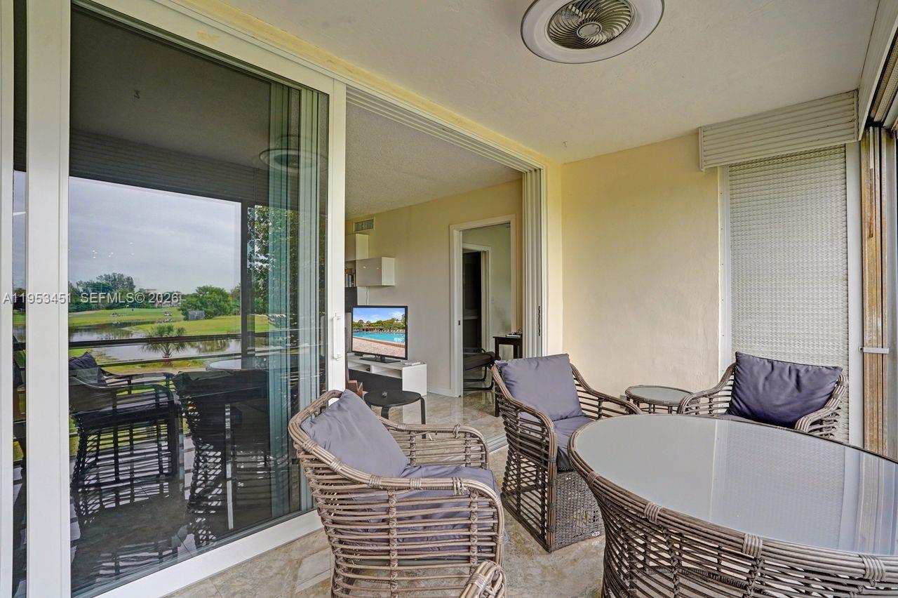 NO 22 PALM-AIRE COUNTRY C - Residential