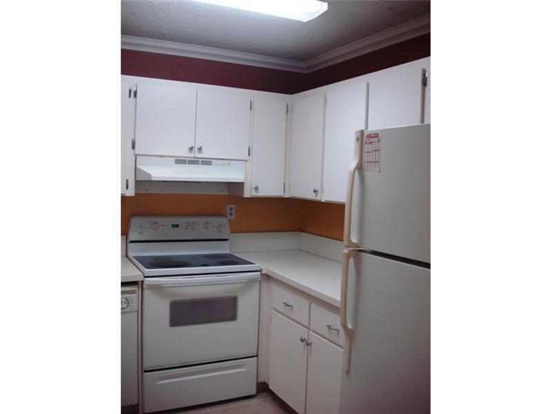 GOLFVIEW CLUB AT FONTAINE - Residential Lease