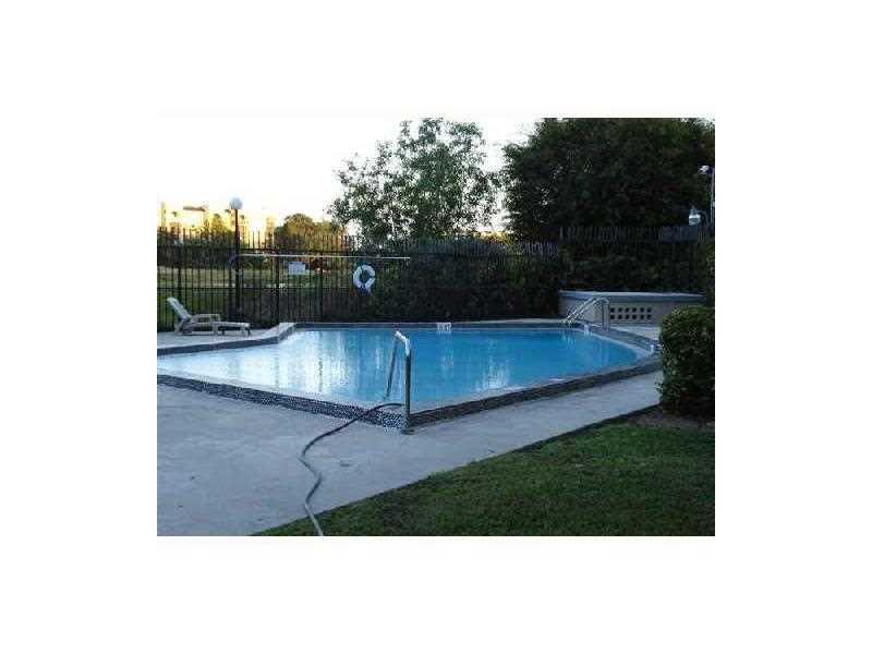 GOLFVIEW CLUB AT FONTAINE - Residential Lease