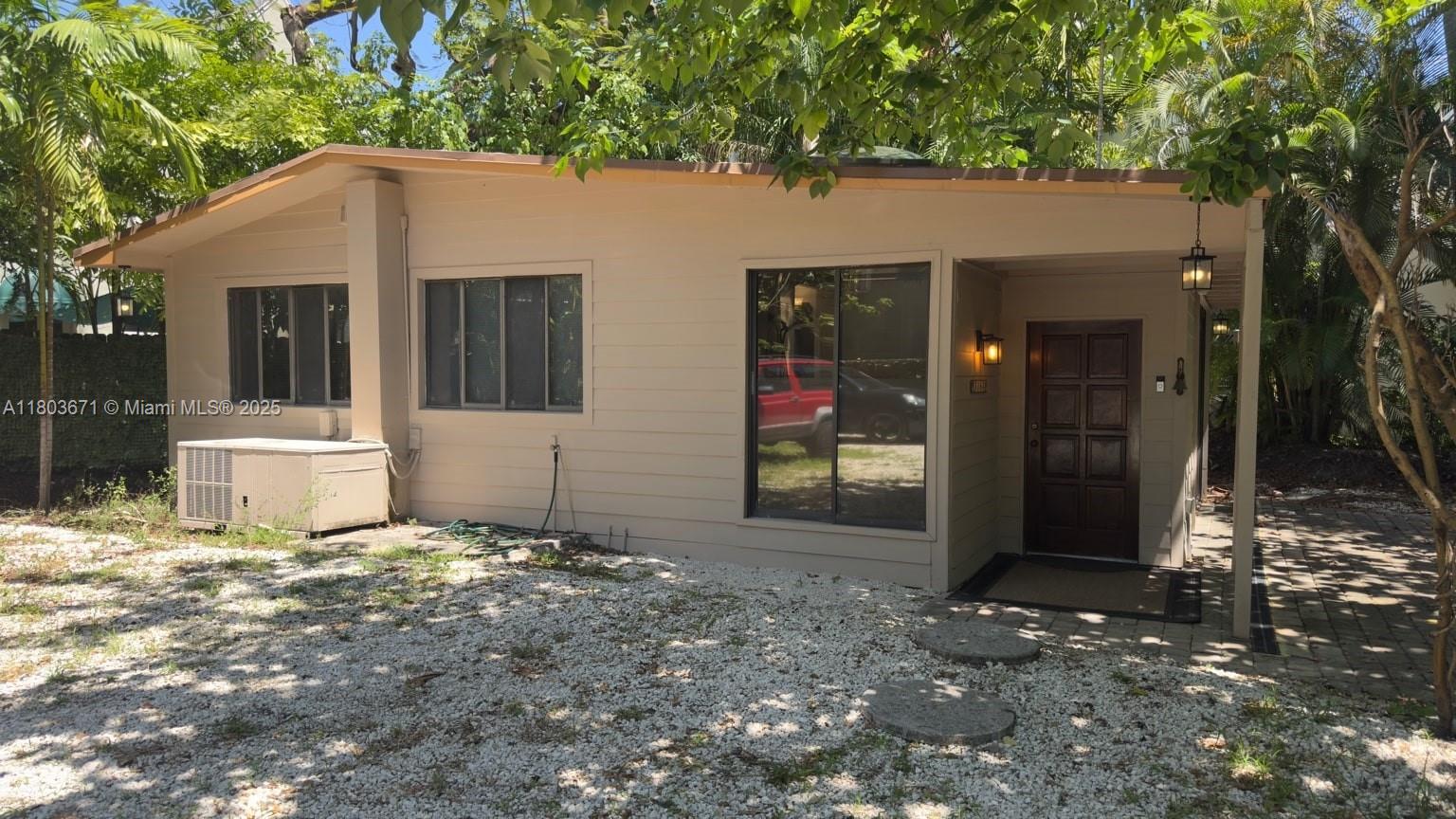 Rental Property at 3164 Center St 2, Miami, Broward County, Florida - Bedrooms: 1 
Bathrooms: 1  - $4,500 MO.