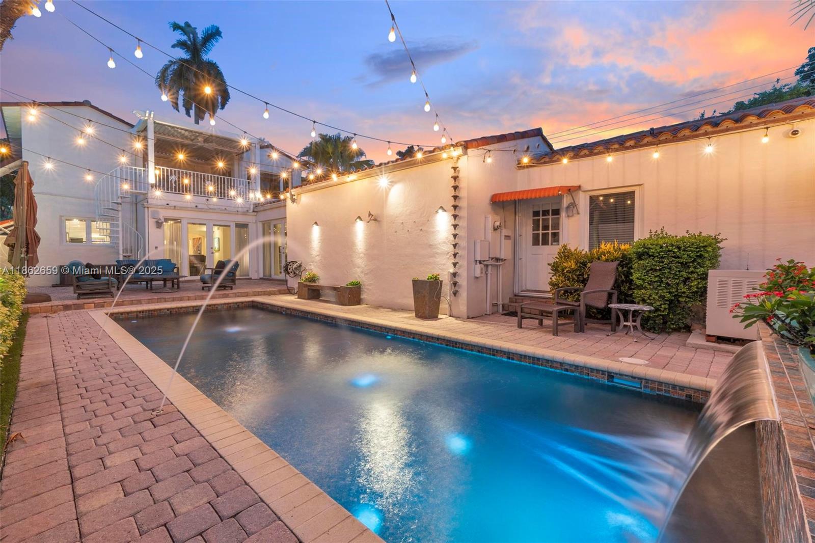 PALM VIEW SUB - Residential