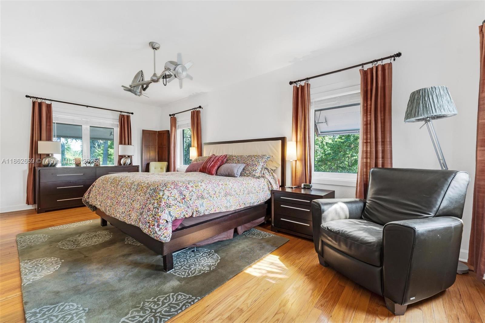 PALM VIEW SUB - Residential