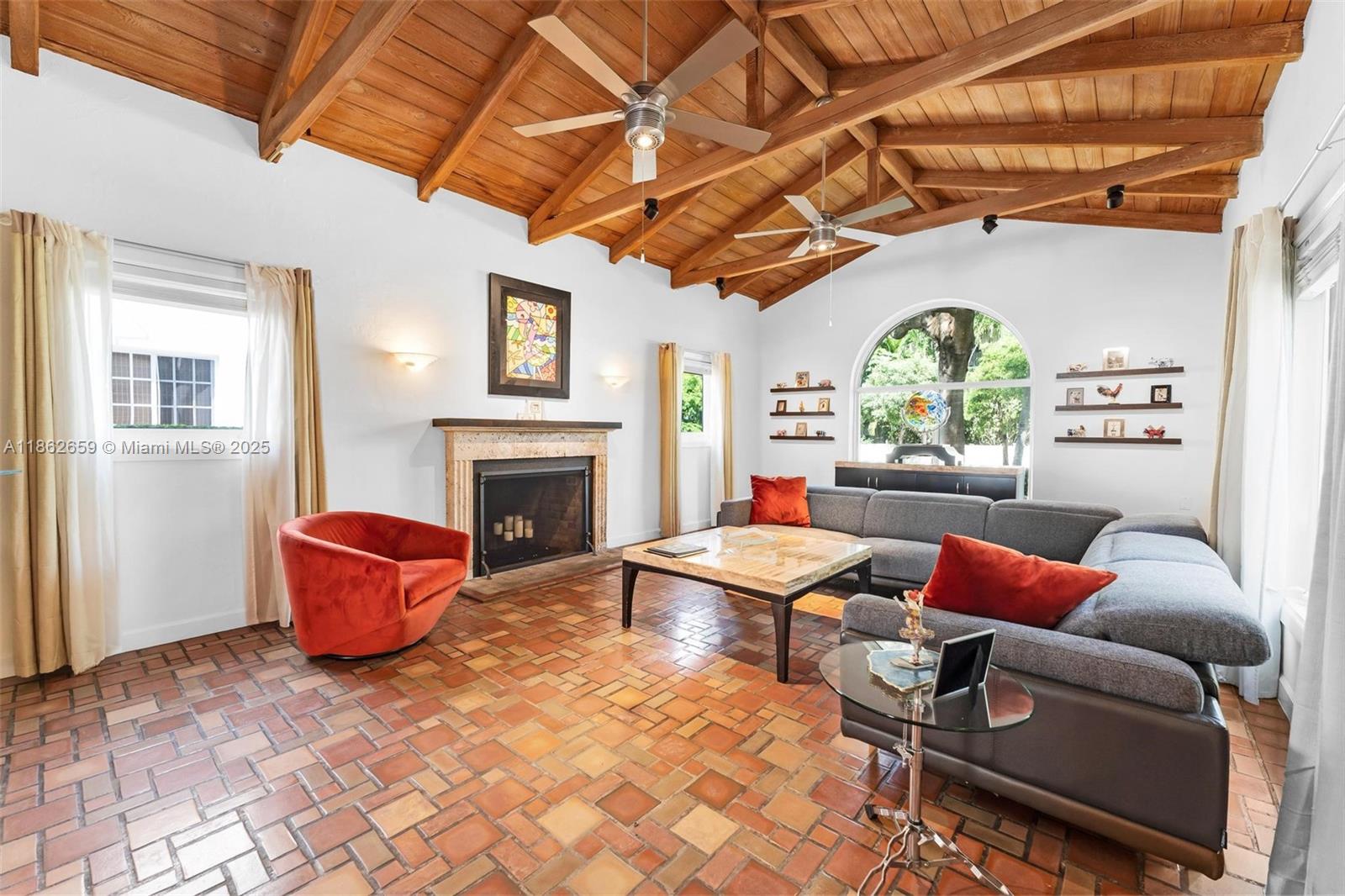 PALM VIEW SUB - Residential