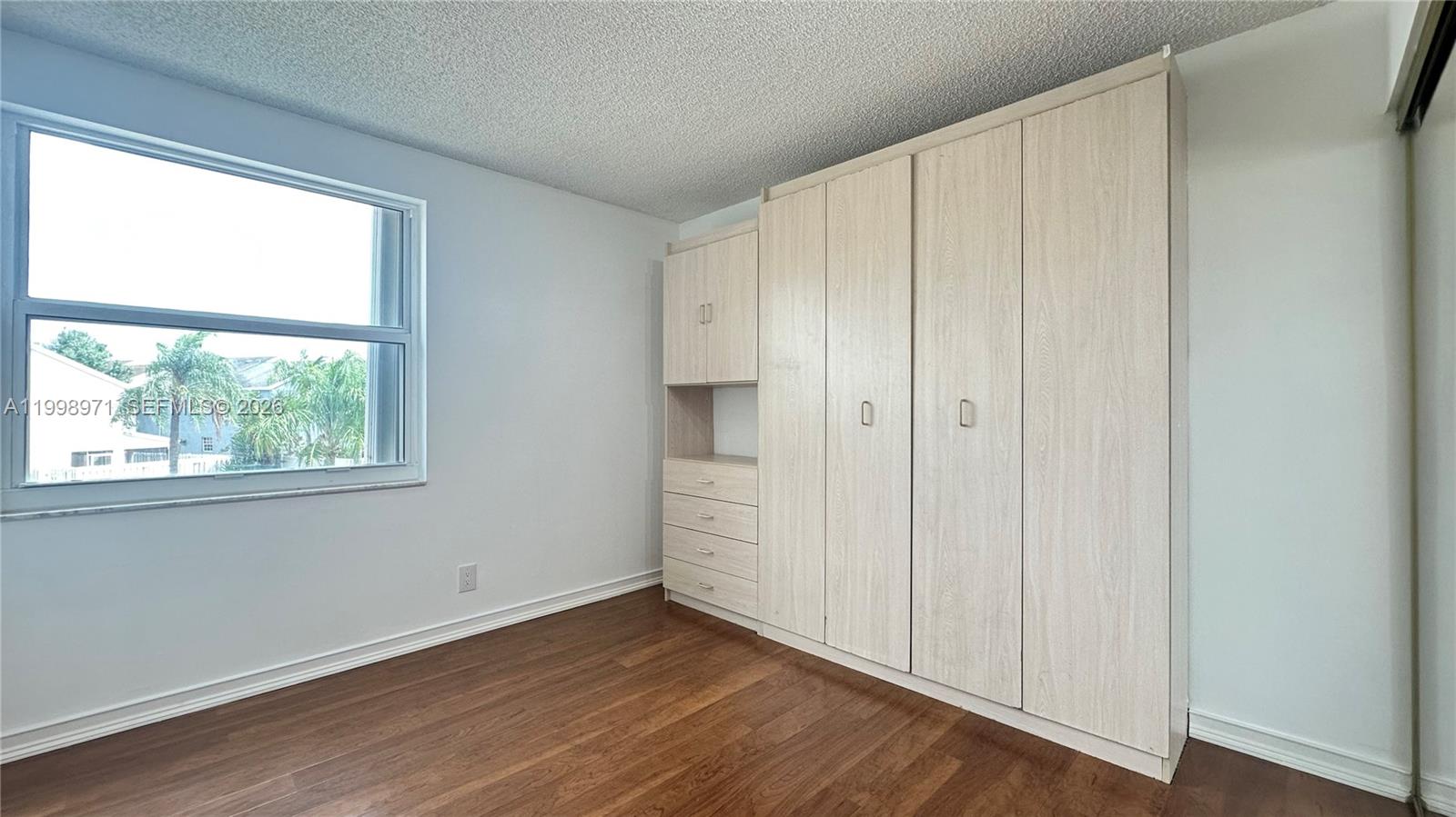 SCARBOROUGH II - Residential