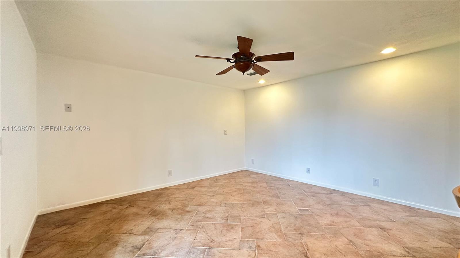 SCARBOROUGH II - Residential