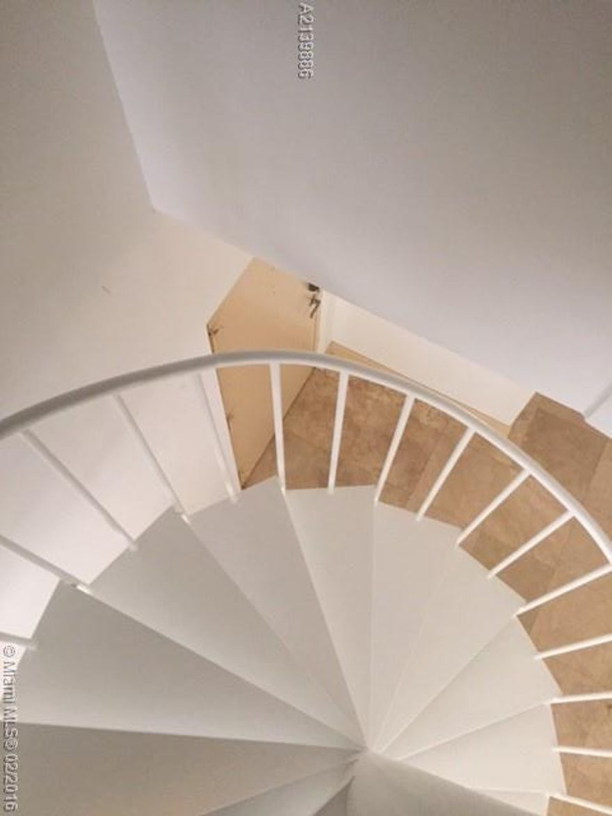 Beautiful unit in the most desired Brickell Area, complete rehab. Custom made cabinets bathroom and kitchen. New stainless steel appliances, washer and dryer. Private patio area and balconies with views of tropical lush gardens, pet friendly, swimming pool and tennis courts, covered parking. Must see unit to appreciate.