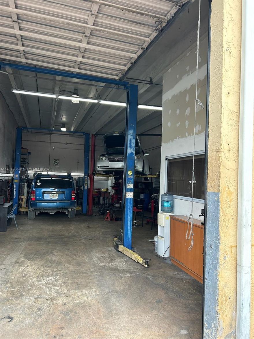 VERY PROFITABLE and ESTABLISHED AUTO REPAIR BUSINESS GREAT SERVICE and REPUTATION LOCATED IN THE HEART OF HIALEAH GARDENS HAS 3 LIFT WITH ALL INVENTORY SELLER MOTIVATED