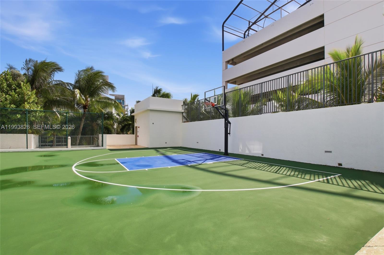 UPTOWN MARINA LOFTS CONDO - Residential