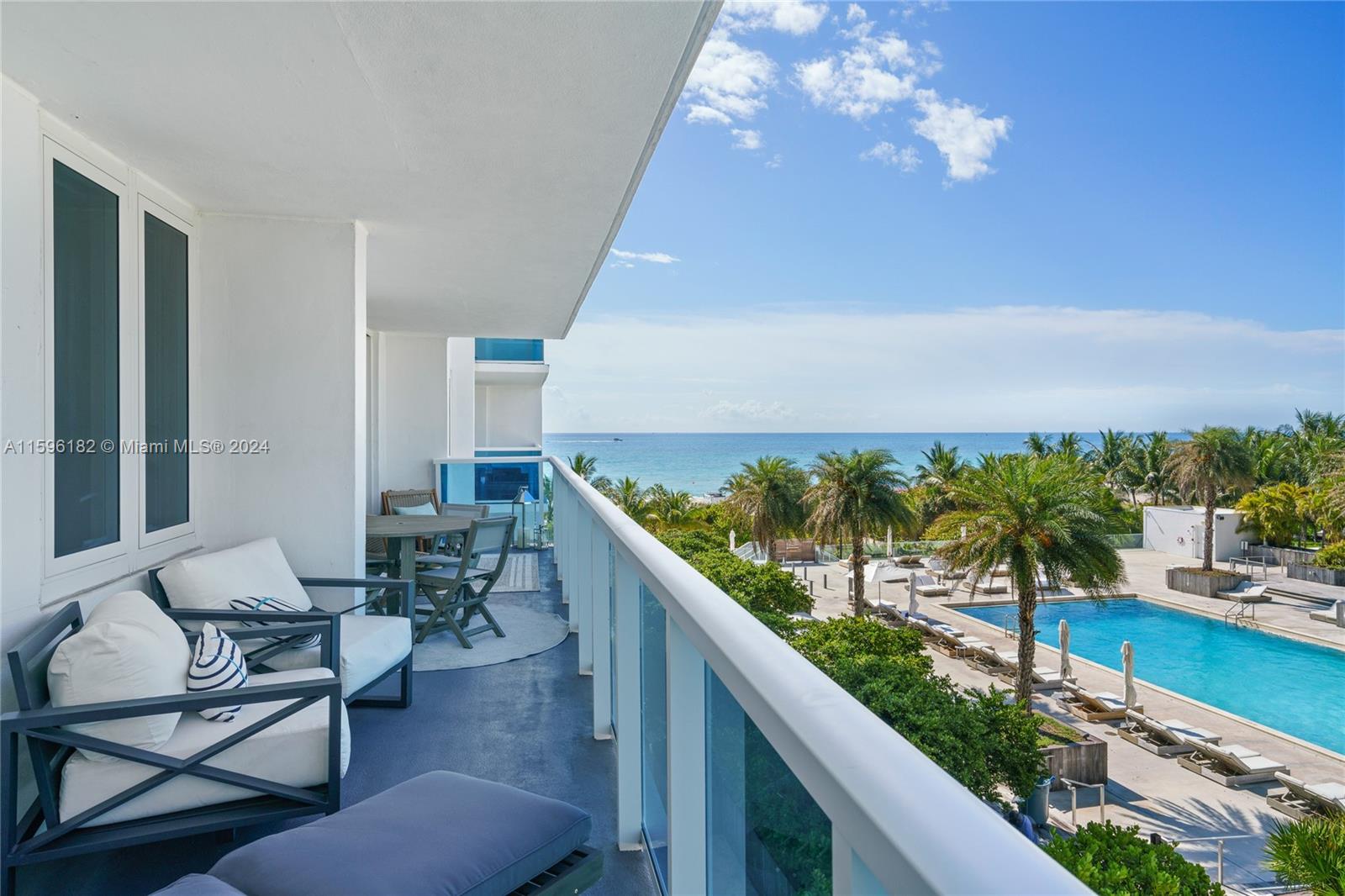 2301 Collins Ave 407