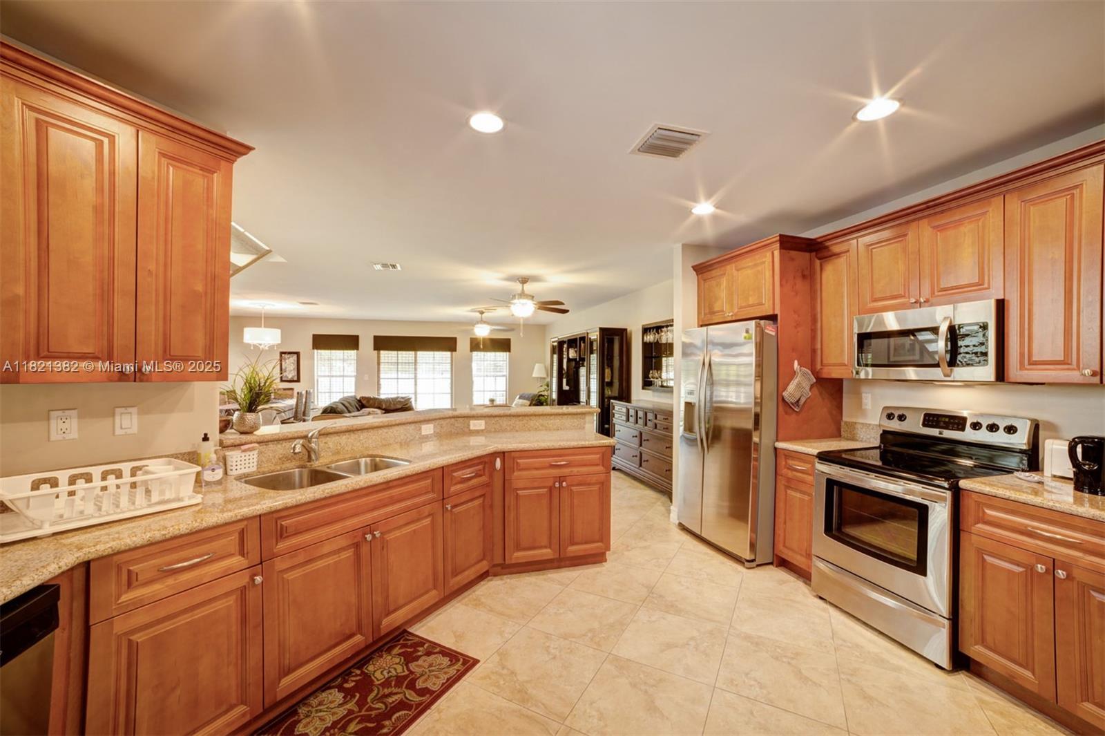 2916 Hidden Harbour Ct