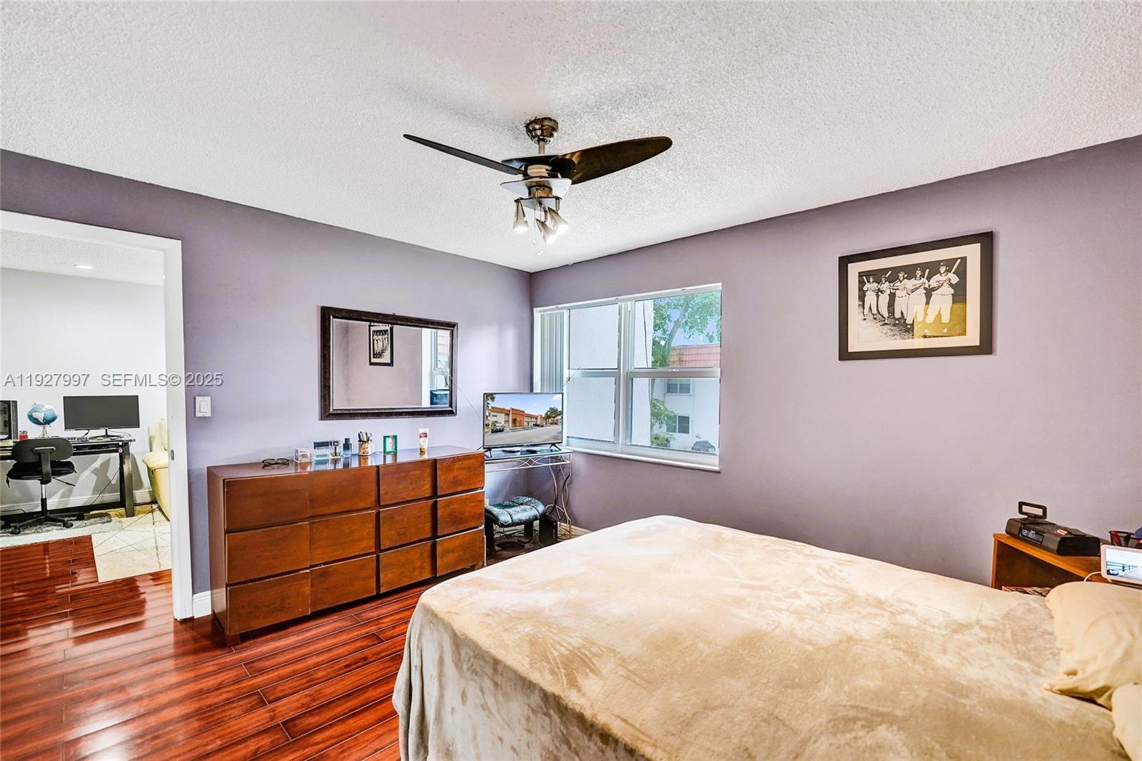 COUNTRYSIDE CONDO - Residential