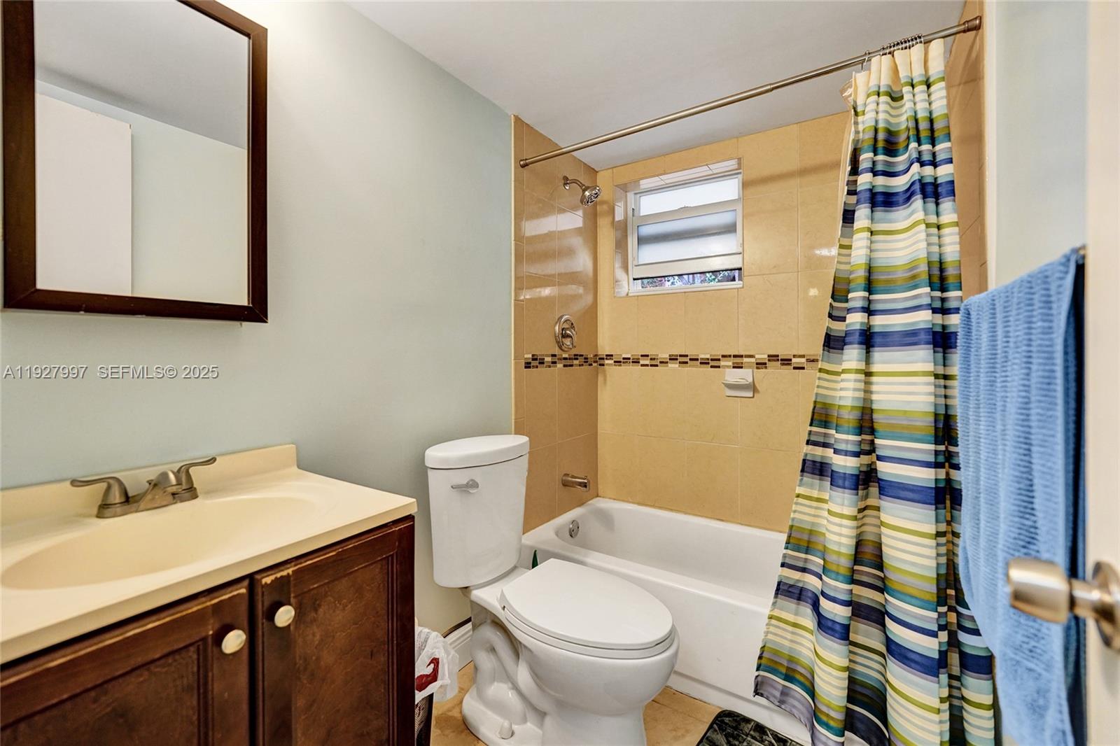 COUNTRYSIDE CONDO - Residential