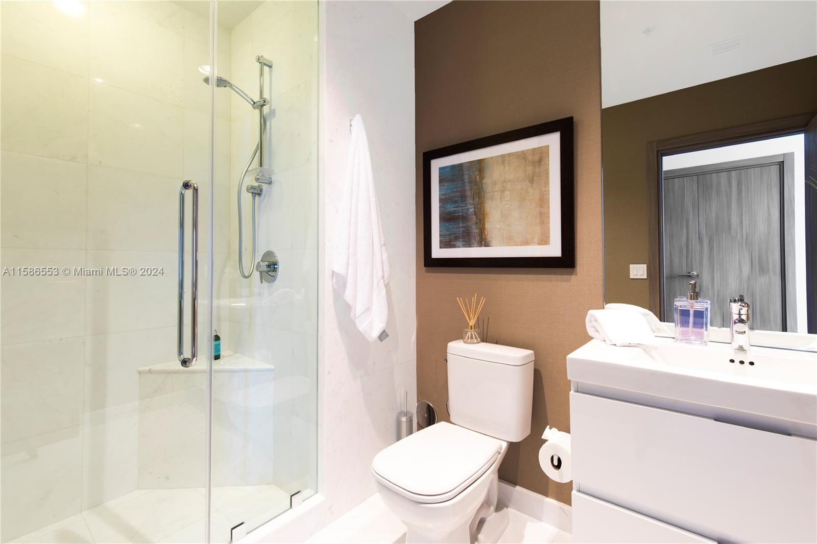 MARINA PALMS RESIDENCES S - Residential