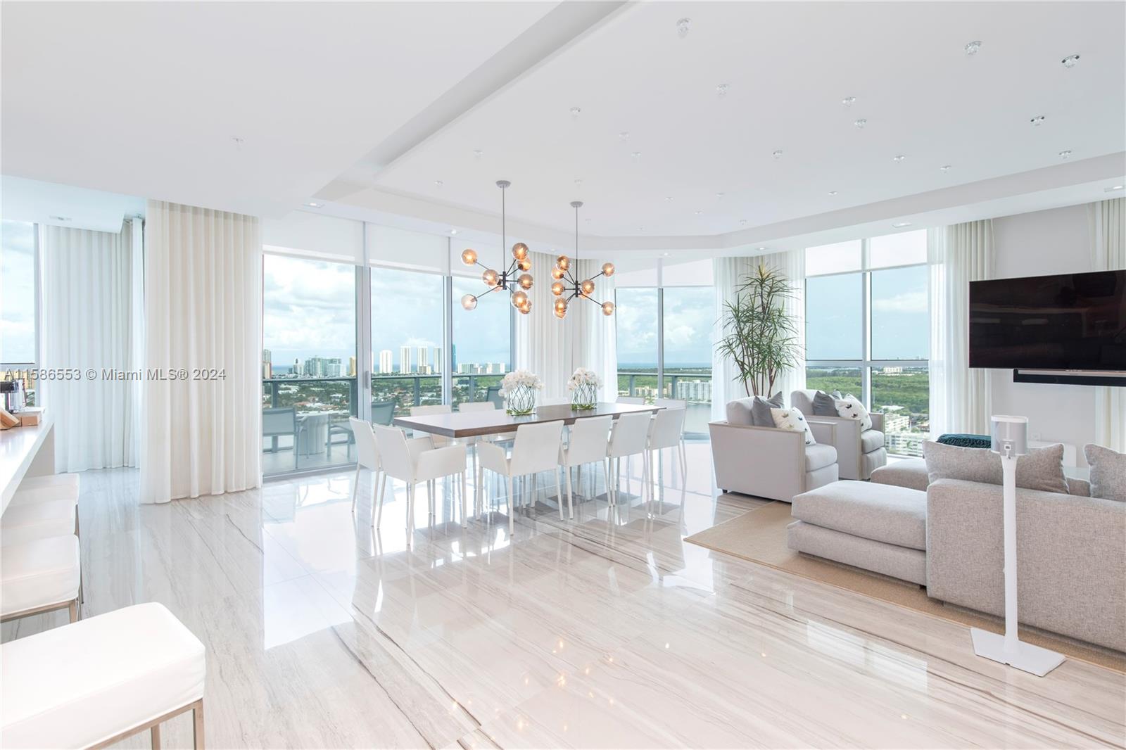 MARINA PALMS RESIDENCES S - Residential