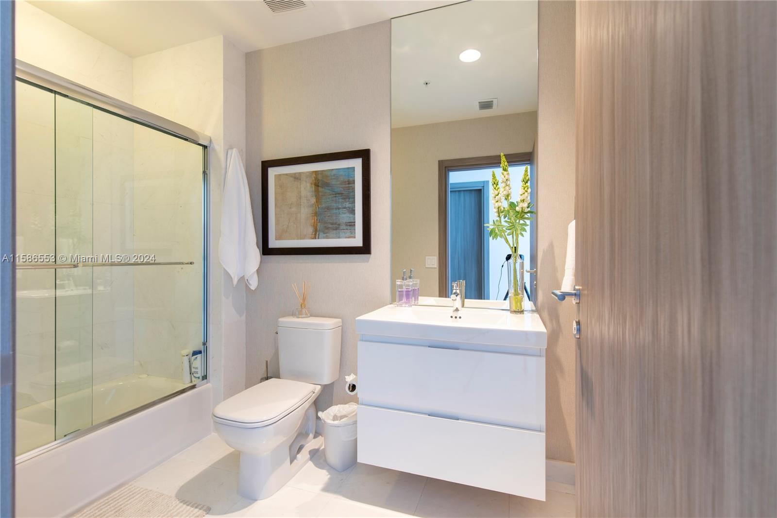 MARINA PALMS RESIDENCES S - Residential