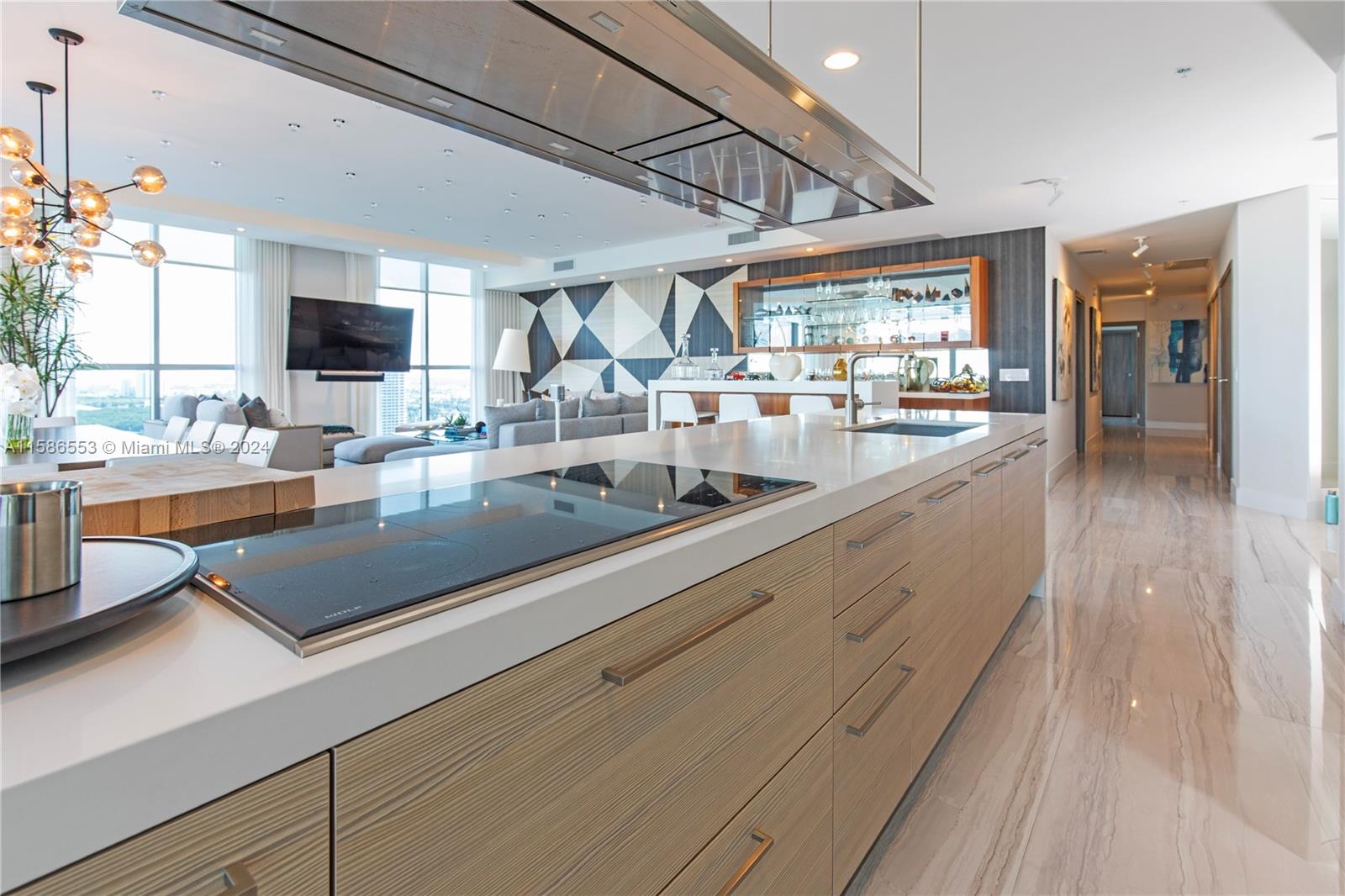 17111 Biscayne Blvd PH8