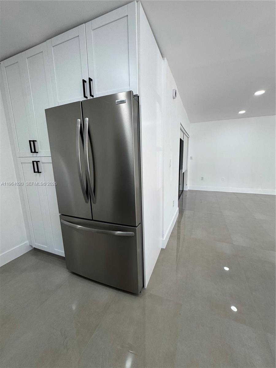 LEOMAR HOMES - Residential