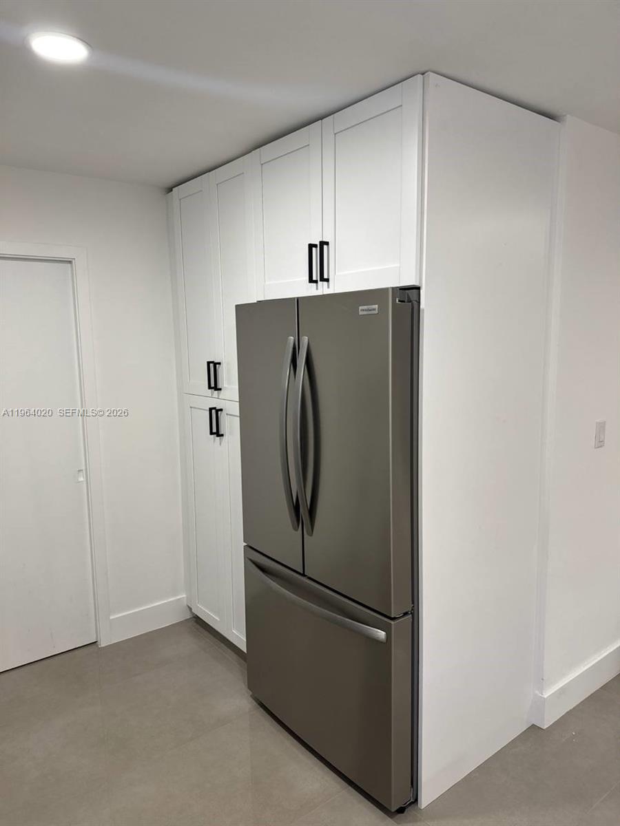 LEOMAR HOMES - Residential