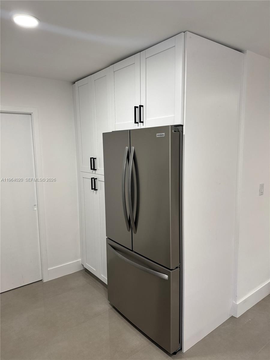 LEOMAR HOMES - Residential