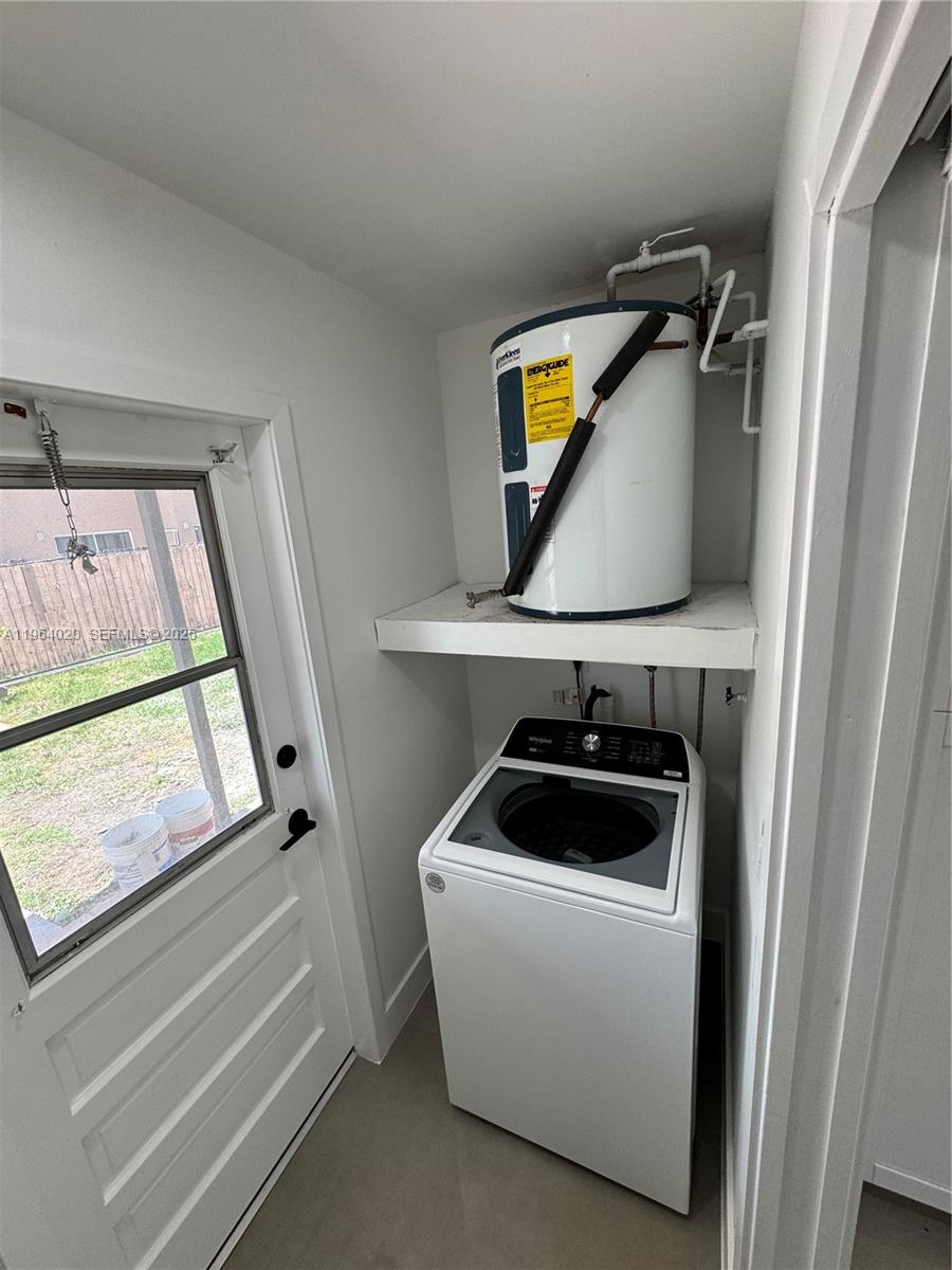 LEOMAR HOMES - Residential