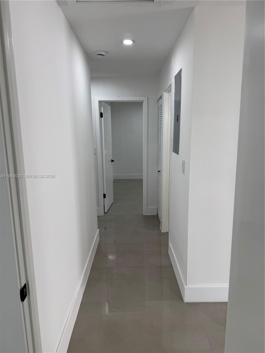 LEOMAR HOMES - Residential