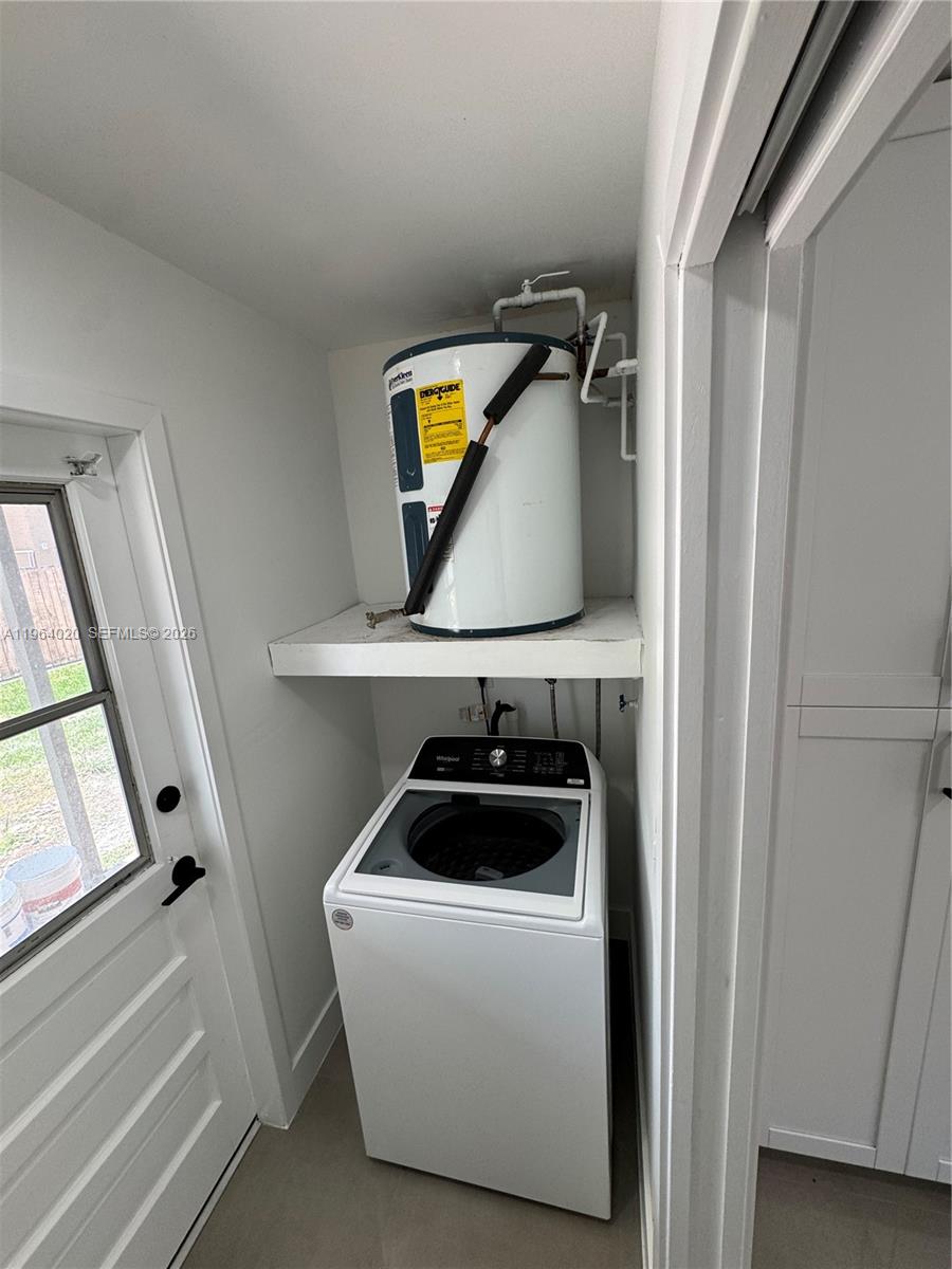 LEOMAR HOMES - Residential