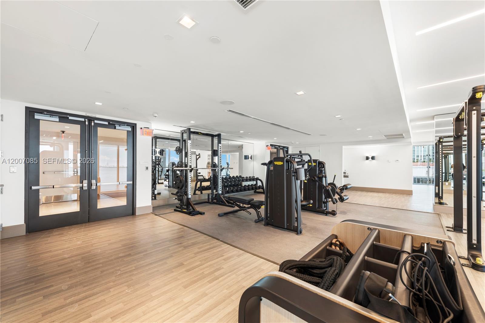 ESCOTTONIA PARK - Residential