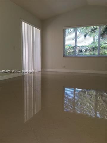 FAIRWAYS AT HERON BAY - Residential Lease