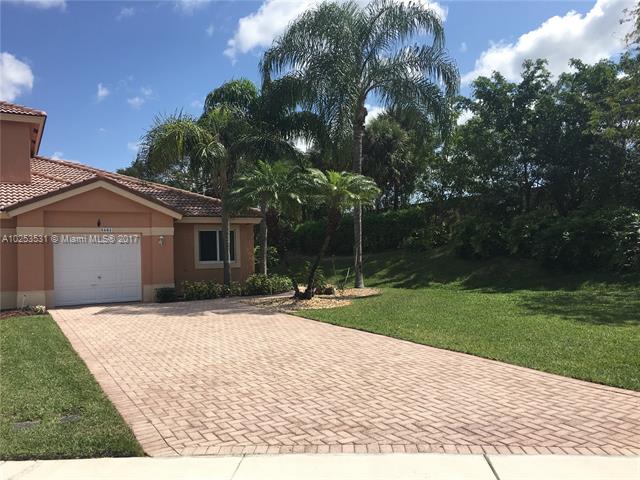 FAIRWAYS AT HERON BAY - Residential Lease