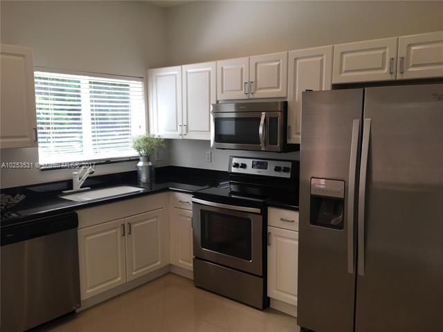 FAIRWAYS AT HERON BAY - Residential Lease