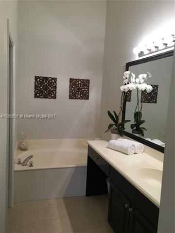 FAIRWAYS AT HERON BAY - Residential Lease