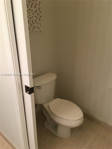 FAIRWAYS AT HERON BAY - Residential Lease