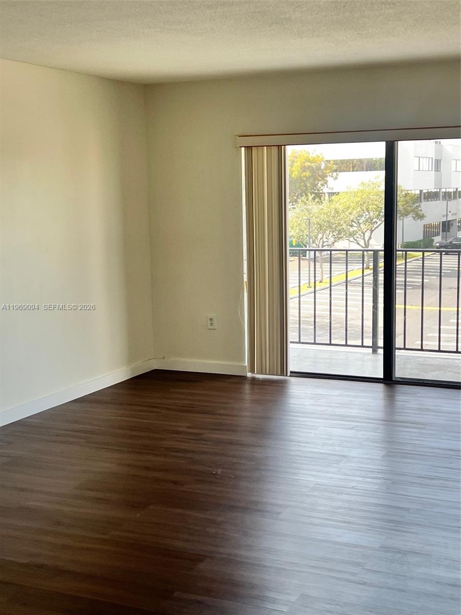 NOB HILL WEST CONDO - Residential