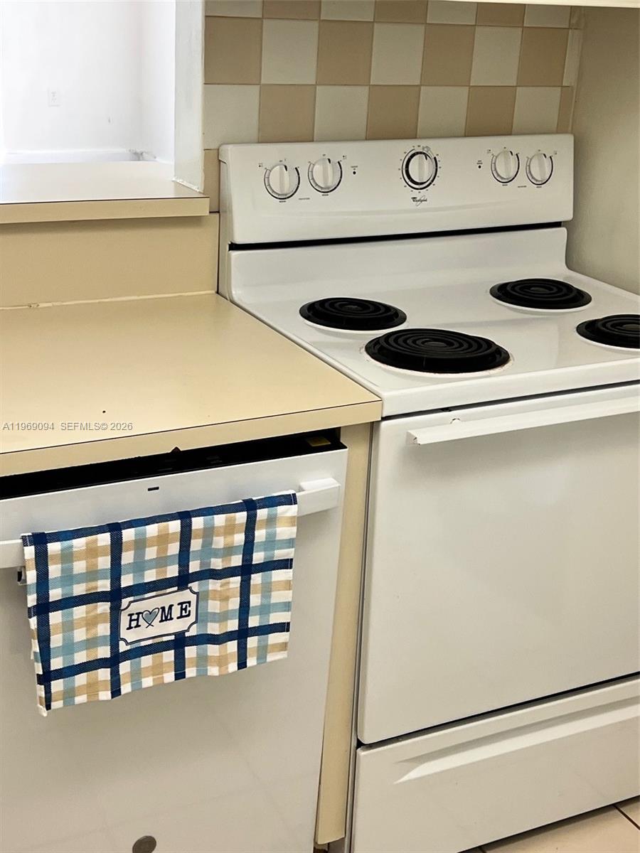 10431 N Kendall Dr D314