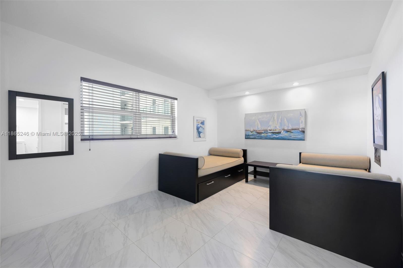 TIFFANY GARDENS NORTH CON - Residential Lease