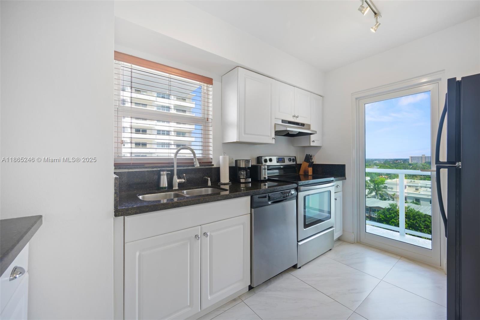 TIFFANY GARDENS NORTH CON - Residential Lease