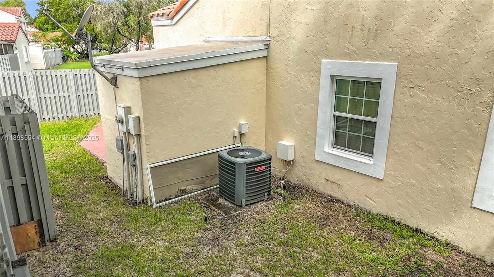 COUNTRY ISLES PHASE II - Residential