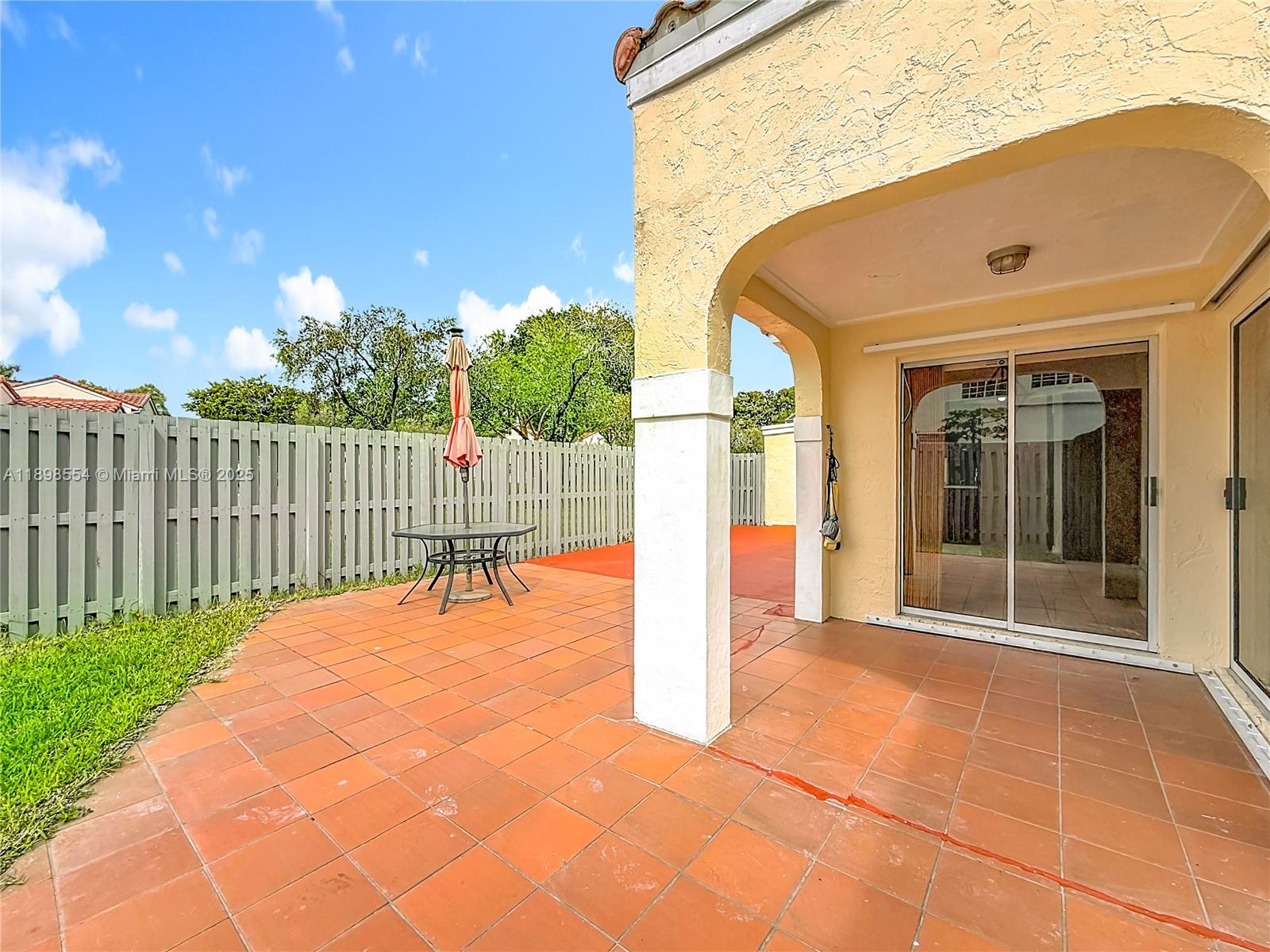 COUNTRY ISLES PHASE II - Residential