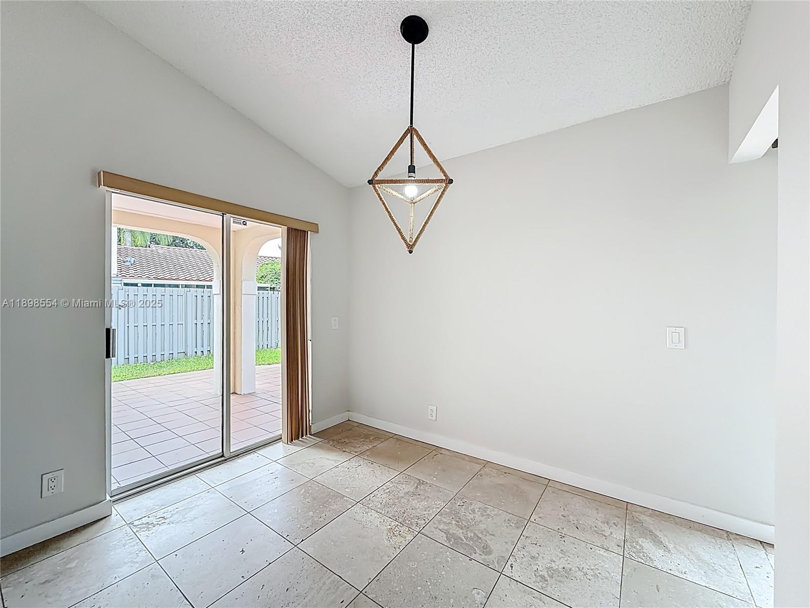 COUNTRY ISLES PHASE II - Residential