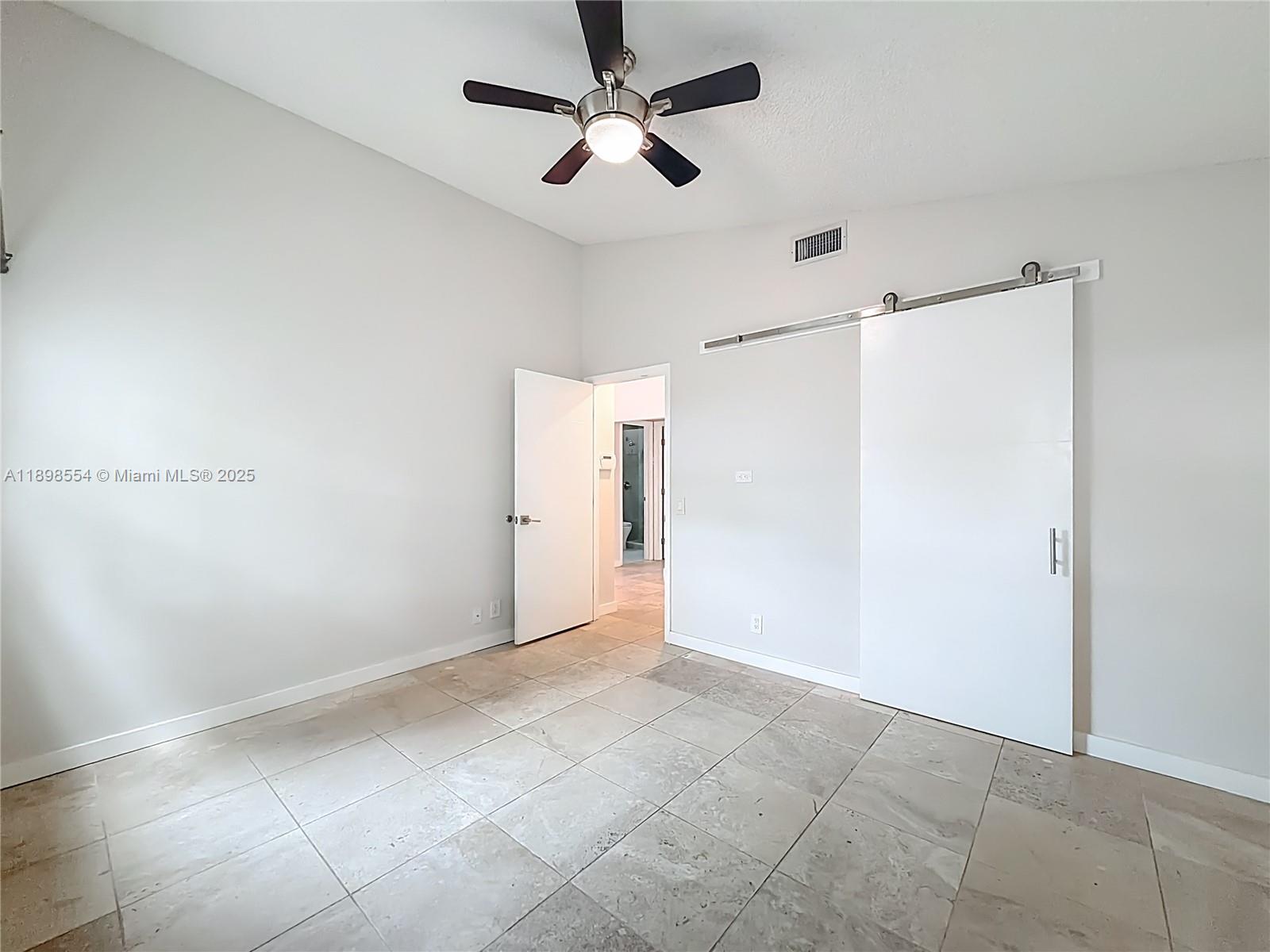 COUNTRY ISLES PHASE II - Residential