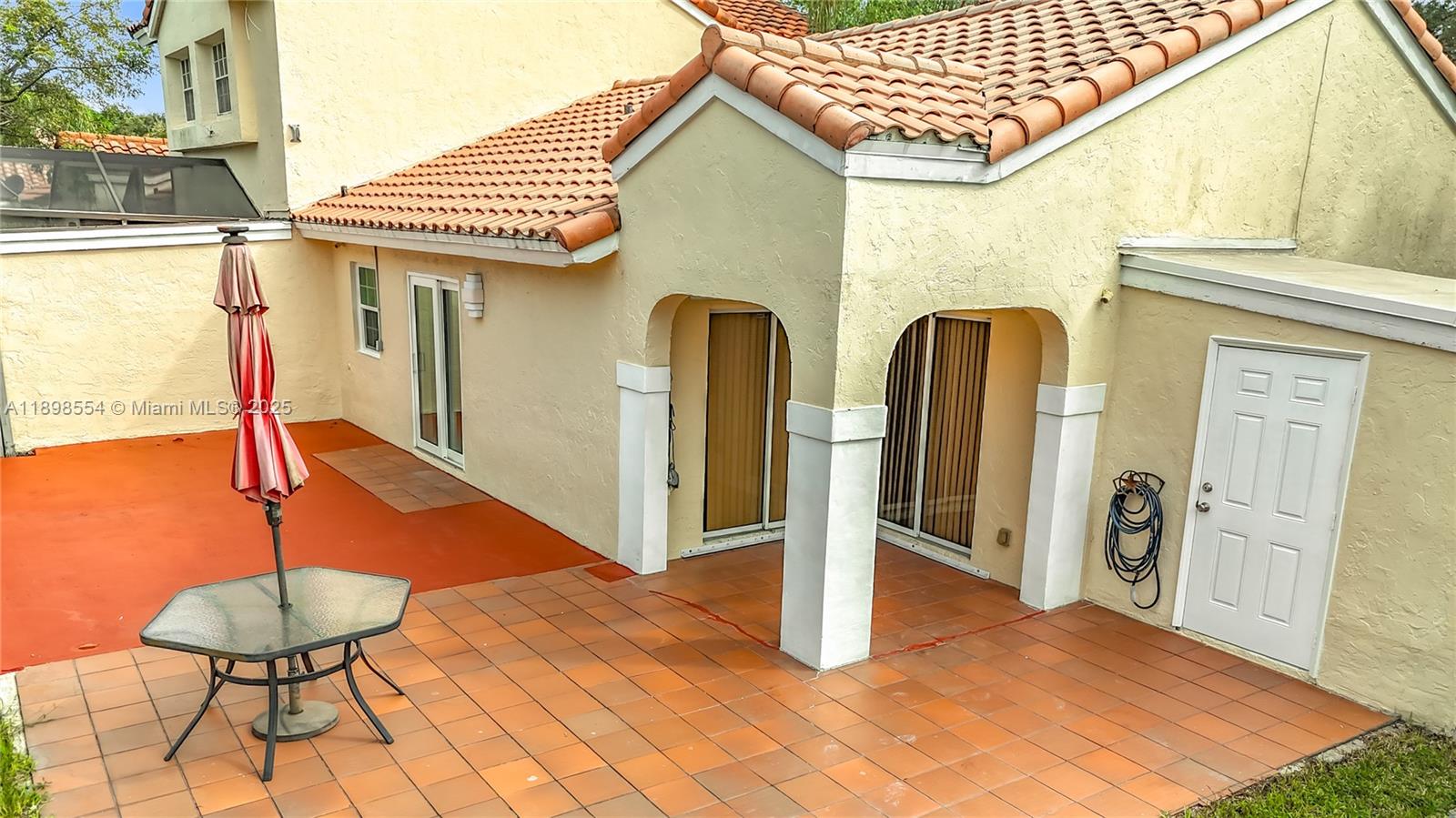 COUNTRY ISLES PHASE II - Residential