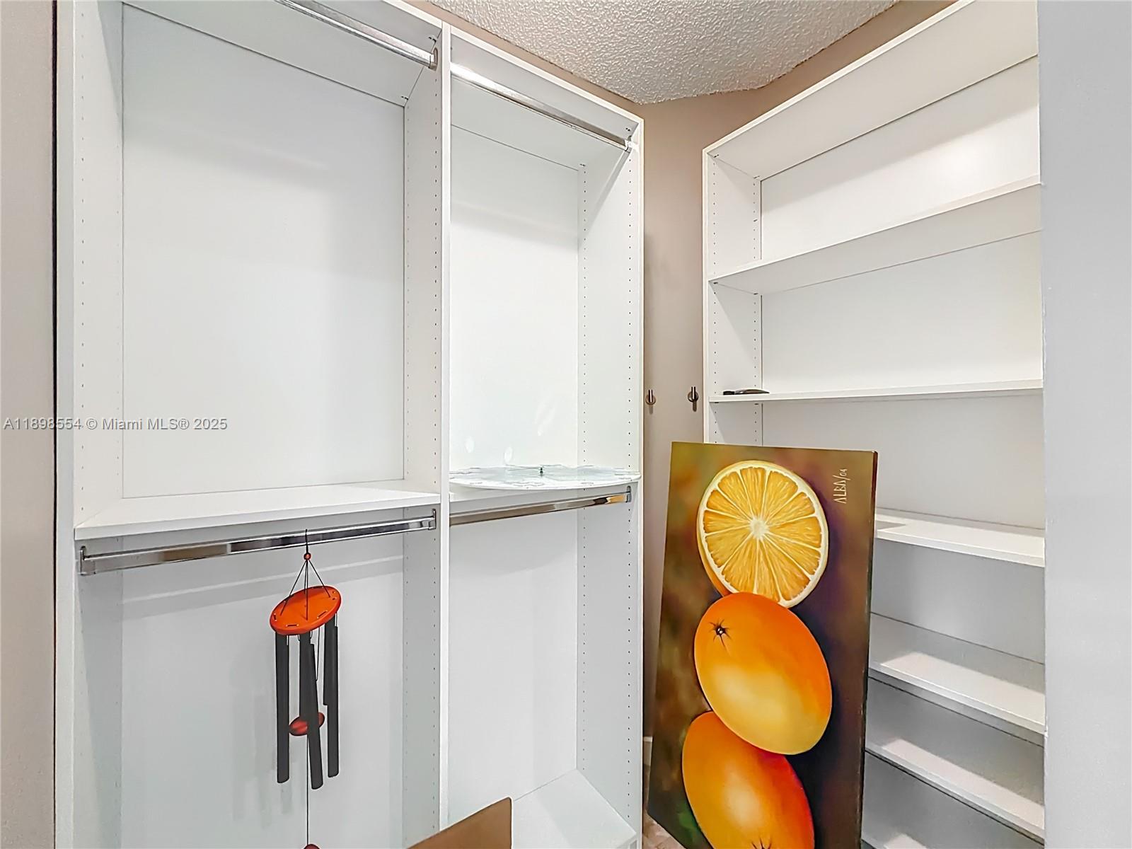 COUNTRY ISLES PHASE II - Residential